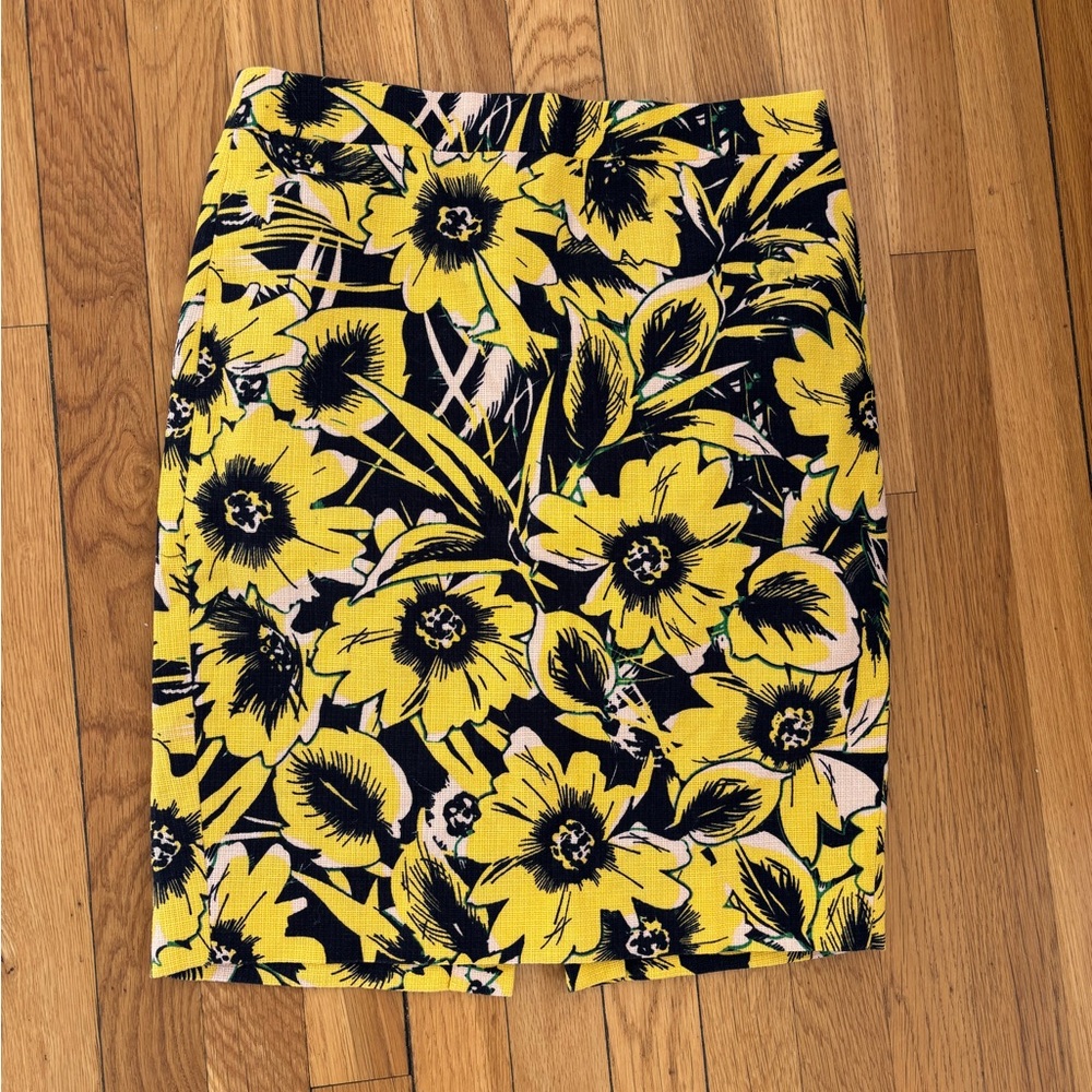 J. Crew “the Pencil Skirt” size 0 NWOT